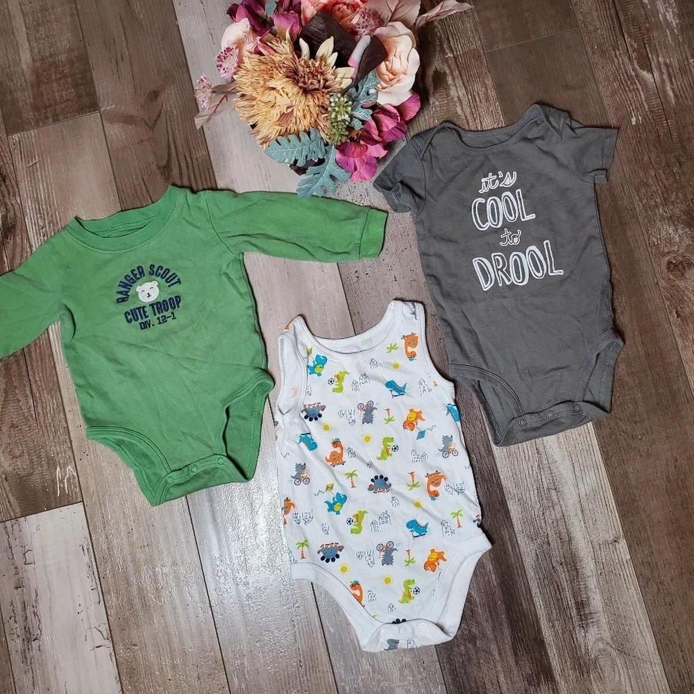 Carter's, Garanimals & Okie Dokie Baby Boy Bodysuit Onesie Bundle Size 12m 3pc